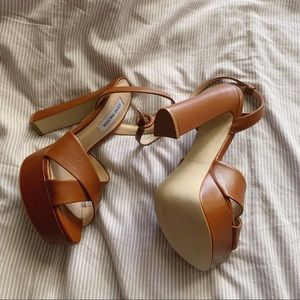 Steve Madden Shoes - Martina Platform Heel Steve Madden Shoes - Martina Platform Heel